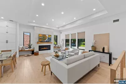284 Castle Drive, Englewood Cliffs, NJ 07632 - Photo 13