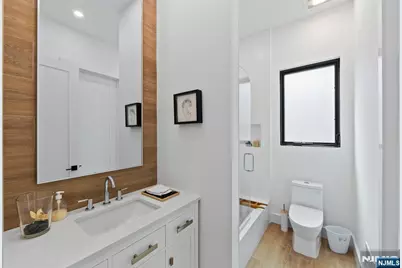 284 Castle Drive, Englewood Cliffs, NJ 07632 - Photo 35