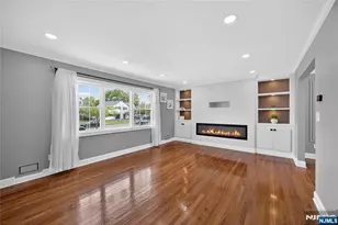 556 Princeton St, New Milford, NJ 07646 - Photo 9