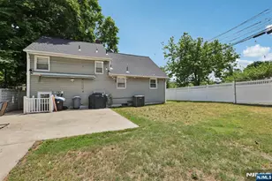 1 Franklin Pl, Hackensack, NJ 07601 - Photo 23
