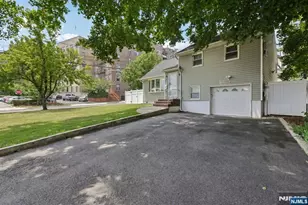 1 Franklin Pl, Hackensack, NJ 07601 - Photo 3