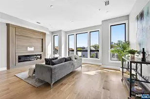 172 Griffith Street 3, Jersey City, NJ 07307 - Photo 5