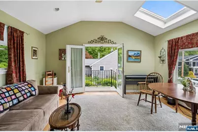 6 Waters Edge, Kinnelon, NJ 07405 - Photo 11
