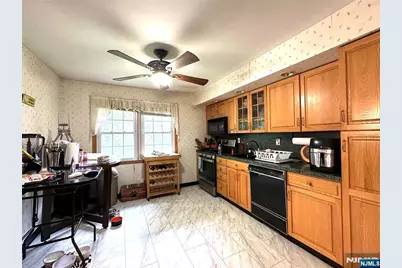252 Wierimus Road, Hillsdale, NJ 07642 - Photo 3