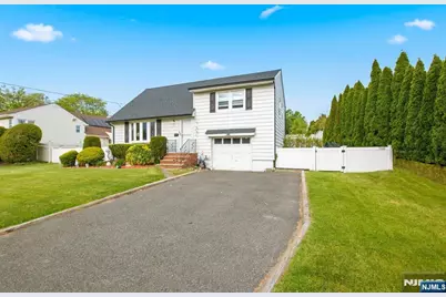 655 Boulevard, New Milford, NJ 07646 - Photo 1