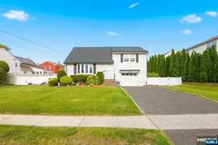 655 Boulevard, New Milford, NJ 07646 - Photo 25