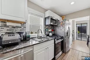 32 Willard St, Garfield, NJ 07026 - Photo 9