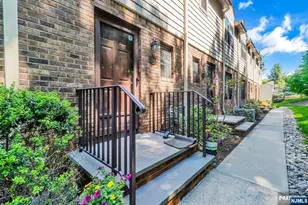 101 E Oak Street F6, Oakland, NJ 07436 - Photo 3