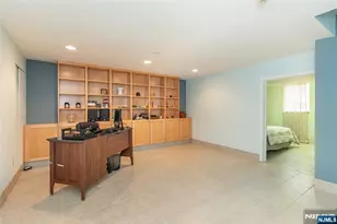 104 Shrewsbury Dr, Livingston, NJ 07039 - Photo 33