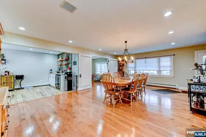 50 Winifred Drive, Totowa, NJ 07512 - Photo 9