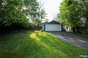 35 3rd Ave, Little Falls Township, NJ 07424 - Photo 25
