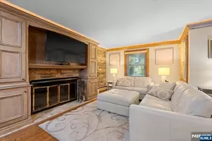 694 Sunset Rd, Teaneck Township, NJ 07666 - Photo 5