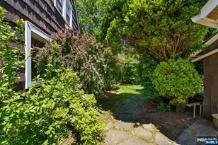 694 Sunset Rd, Teaneck Township, NJ 07666 - Photo 21