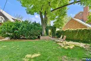 694 Sunset Rd, Teaneck Township, NJ 07666 - Photo 23
