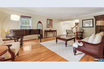 7 Pontiac Drive, Wayne, NJ 07470 - Photo 5