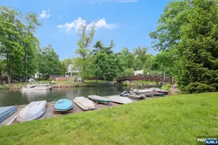 7 Pontiac Dr, Wayne, NJ 07470 - Photo 33
