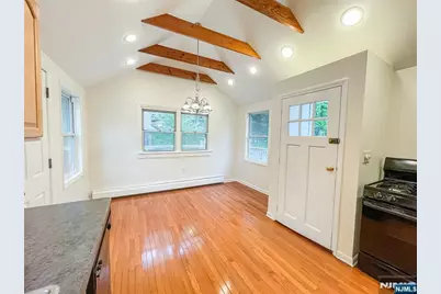 270 Macopin Road, Bloomingdale, NJ 07403 - Photo 9