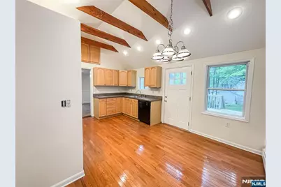 270 Macopin Road, Bloomingdale, NJ 07403 - Photo 7