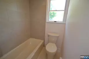 9 Pine St, Midland Park, NJ 07432 - Photo 15