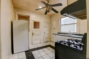 249 4th St, Newark, NJ 07107 - Photo 37