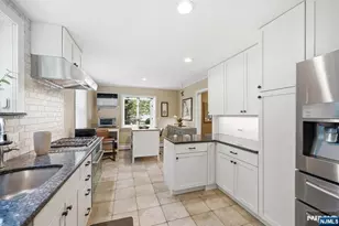 806 Ramapo Valley Rd, Oakland, NJ 07436 - Photo 19