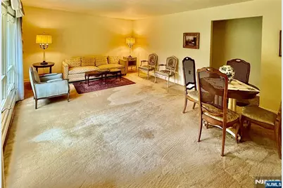 1 Winada Place, River Vale Township, NJ 07675 - Photo 3