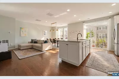 130 Wesmont Drive, Wood Ridge, NJ 07075 - Photo 9