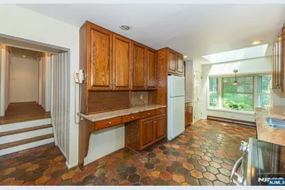 174 Pines Lake Drive, Wayne, NJ 07470 - Photo 15