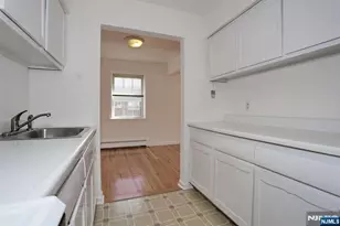 565 Grove Street D-16, Clifton, NJ 07013 - Photo 17