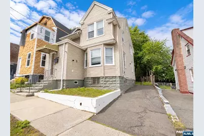 1086 18th Avenue, Newark, NJ 07106 - Photo 1