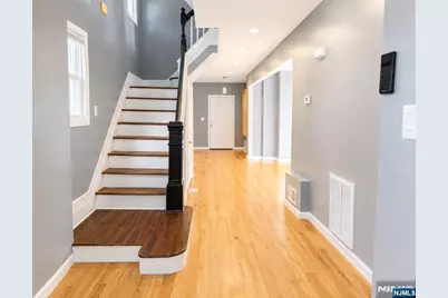 1086 18th Avenue, Newark, NJ 07106 - Photo 3