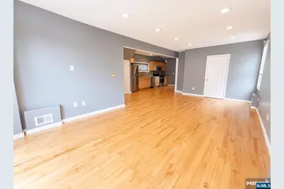 1086 18th Avenue, Newark, NJ 07106 - Photo 7