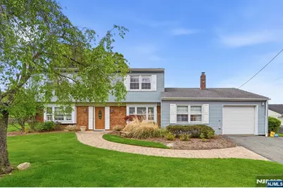 30 Whittier Lane, Oakland, NJ 07436 - Photo 1