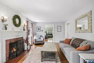 30 Sherbrooke Pkwy, Livingston, NJ 07039 - Photo 5