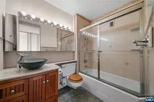 7000 Kennedy Blvd 25F, Guttenberg, NJ 07093 - Photo 9