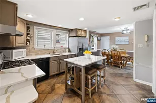 72 Forest Ave, Hawthorne, NJ 07506 - Photo 5