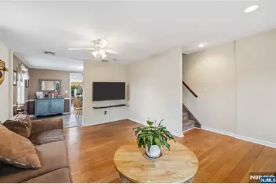 72 Forest Avenue, Hawthorne, NJ 07506 - Photo 13