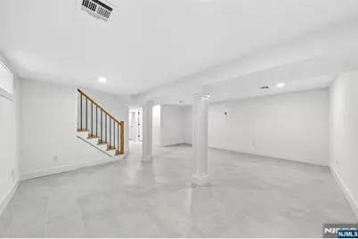 887 Linden Avenue, Ridgefield, NJ 07657 - Photo 43