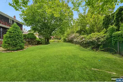188 Charlotte Place, Englewood Cliffs, NJ 07632 - Photo 27