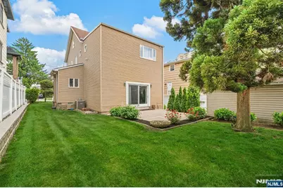 1631 Maple Street, Fort Lee, NJ 07024 - Photo 25
