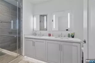 800 Ave At Port Imperial 508, Weehawken, NJ 07086 - Photo 13