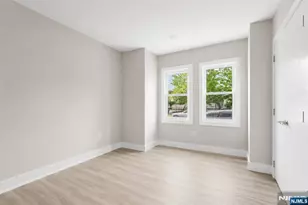 654 12th St, Newark, NJ 07103 - Photo 13