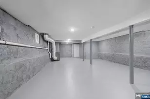 654 12th St, Newark, NJ 07103 - Photo 23