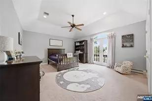 43 Walsh Dr, Mahwah, NJ 07430 - Photo 17