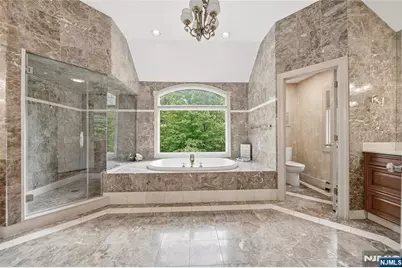 43 Walsh Drive, Mahwah, NJ 07430 - Photo 25