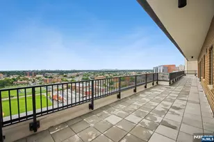 150 Overlook Ph3, Hackensack, NJ 07601 - Photo 35
