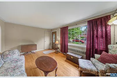 40 Dacotah Avenue, Oakland, NJ 07436 - Photo 5