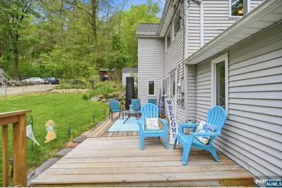 48 Goldfinch Lane, West Milford, NJ 07421 - Photo 17