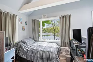 48 Goldfinch Ln, West Milford, NJ 07421 - Photo 11