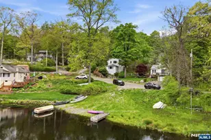 48 Goldfinch Ln, West Milford, NJ 07421 - Photo 21
